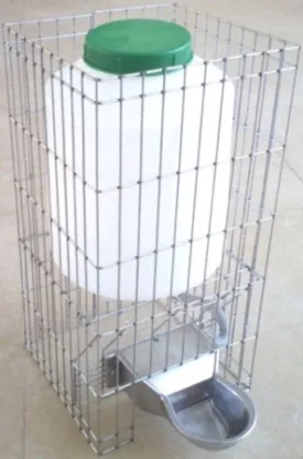 DOG AUTO DRINKER WITH TANK