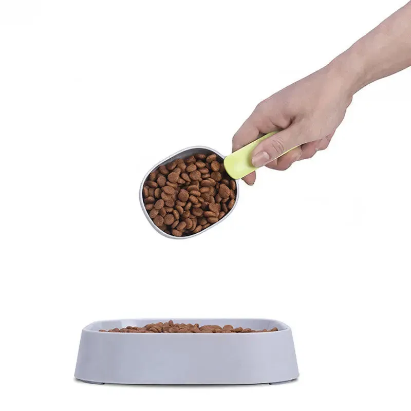 Dog Food Scoop w/ Sealing Bag Clip