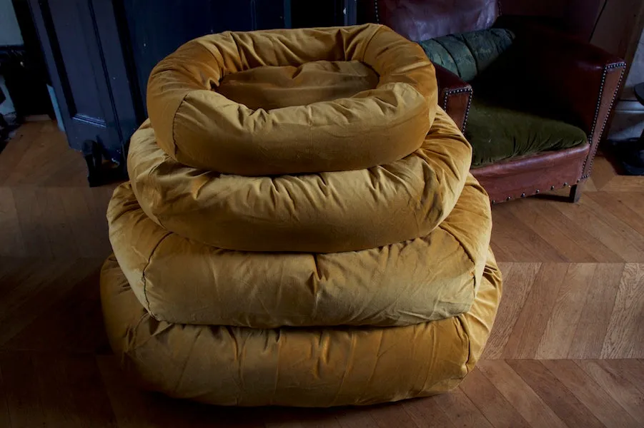 GOLD VELVET DOG BED